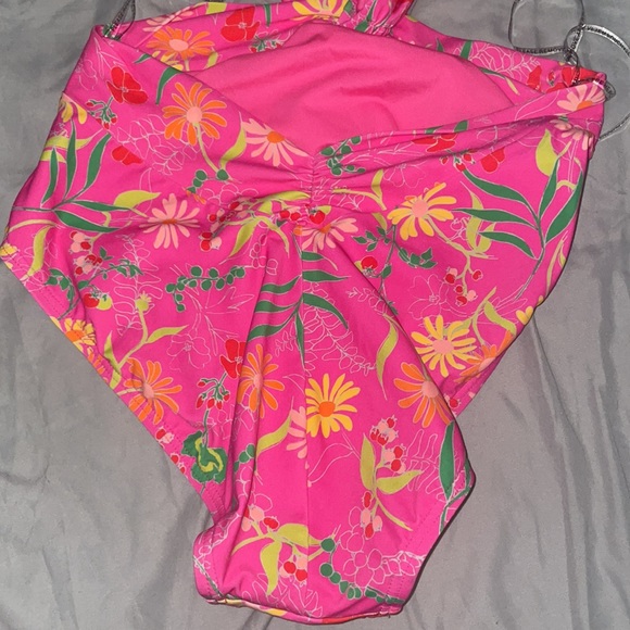 ✨Host Pick✨ Katespade Knot-Front Halter One-Piece Swimsuit - Picture 9 of 10